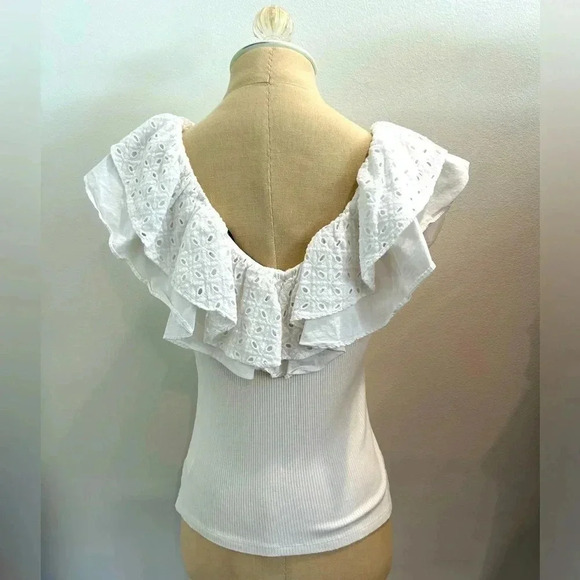 Sunday in Brooklyn Eyelet Ruffled Top size M - Picture 5 of 7